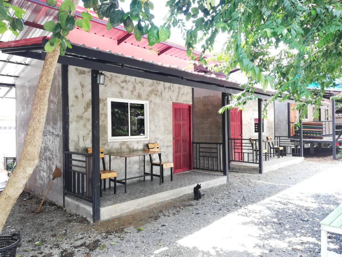 Banrimkhao Pakchong Villa Exterior photo